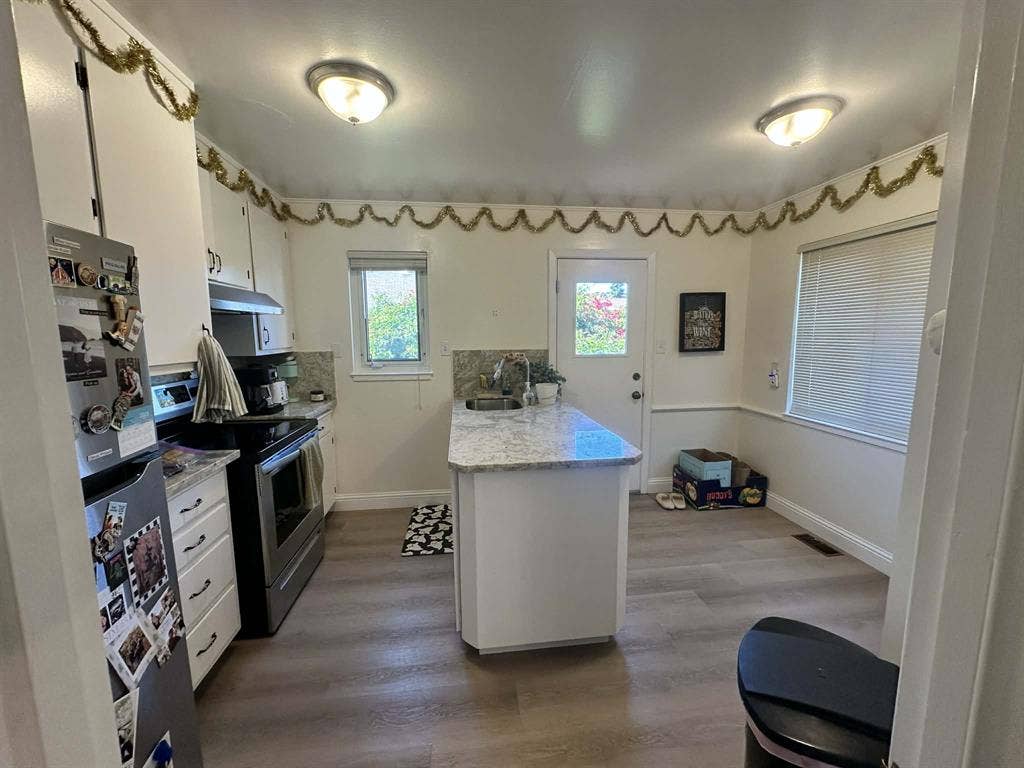 Private Unfurnished Room(2 Bd/1 BA)