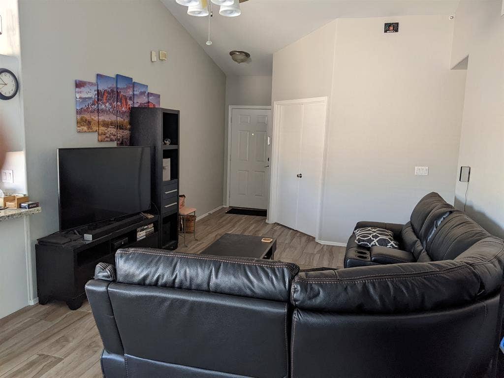 Looking for a chill roommate