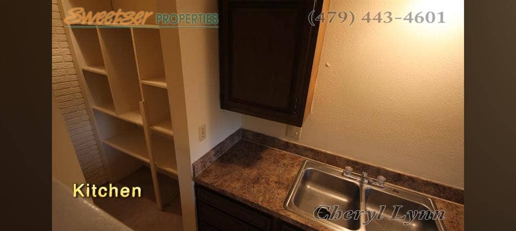 Urgent roommate needed from June
