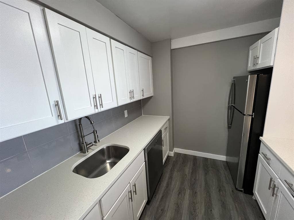 Room with Private Bathroom for Rent