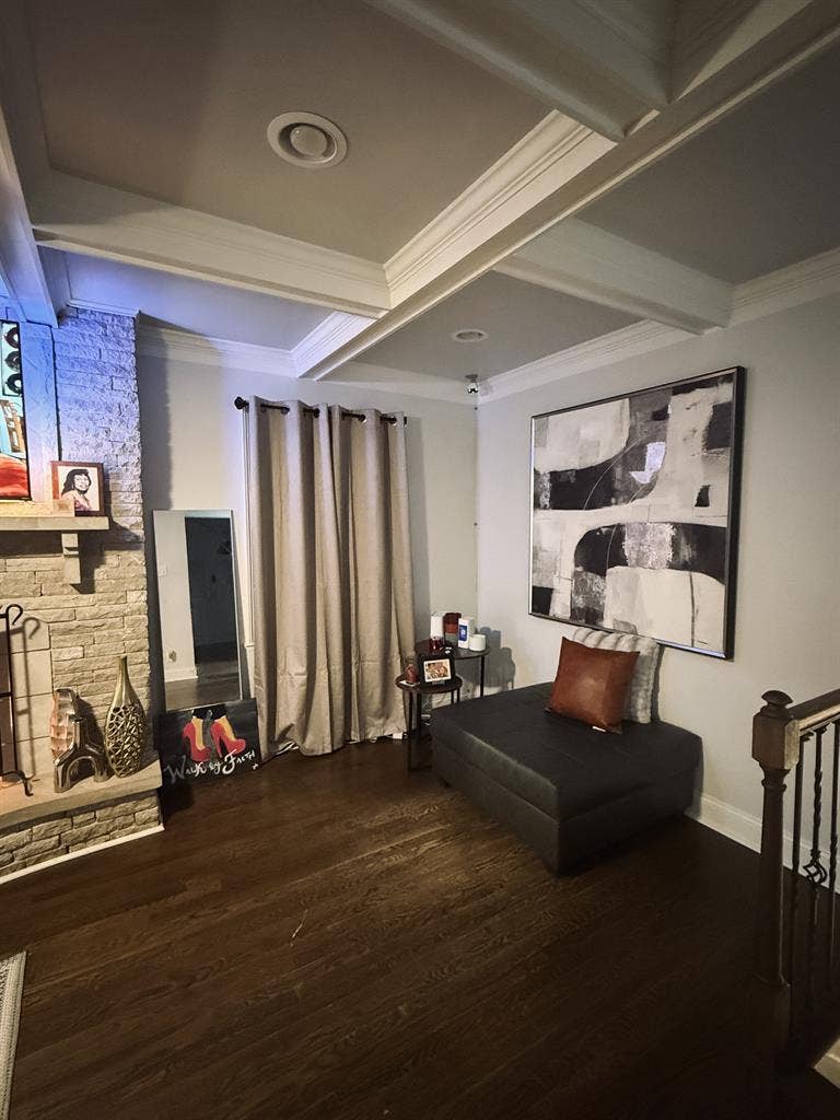 Affordable Room/Keyless entry/Safe