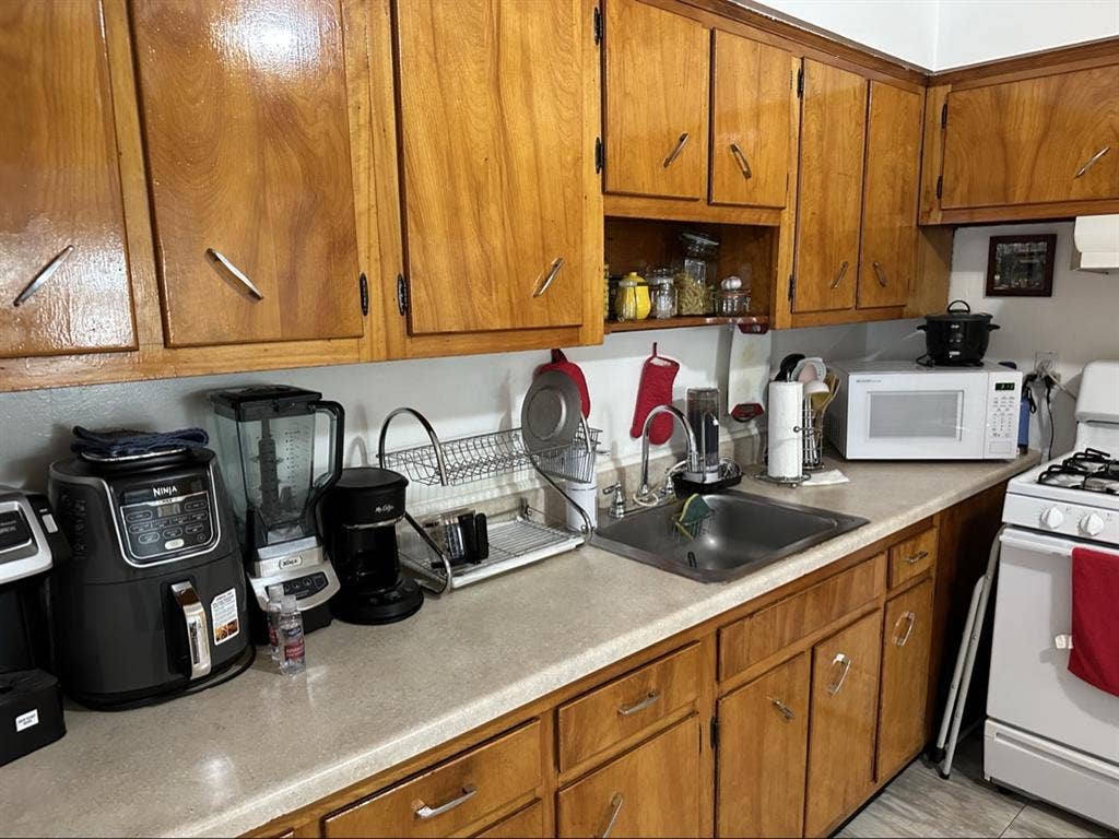 Large room for rent