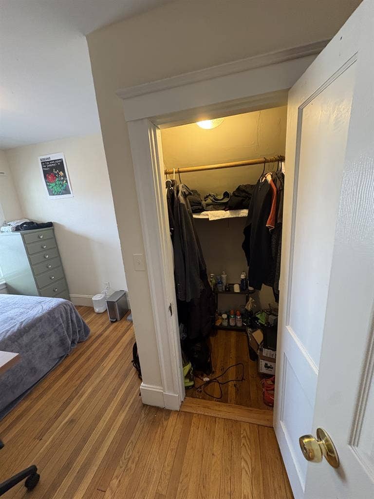 $1200 near Mission Hilll under