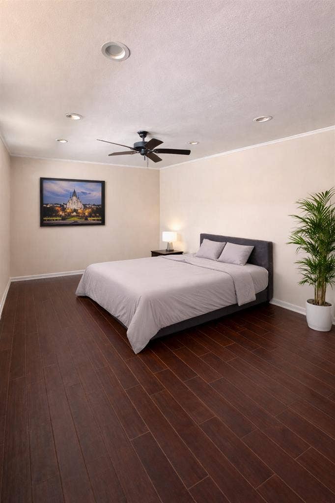 HEY SUBLETTERS! 6BR HOUSE TULANE