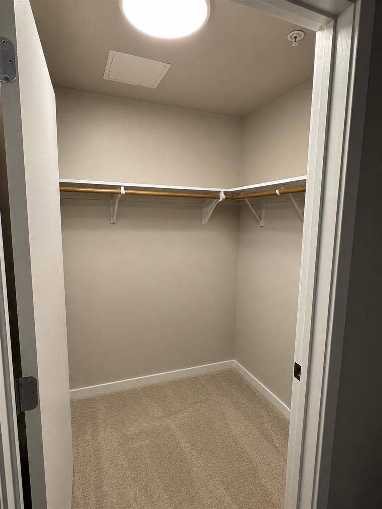 1b/1b in a 2b2b available