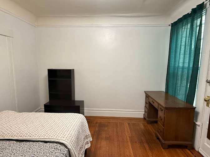 Available Room in MV