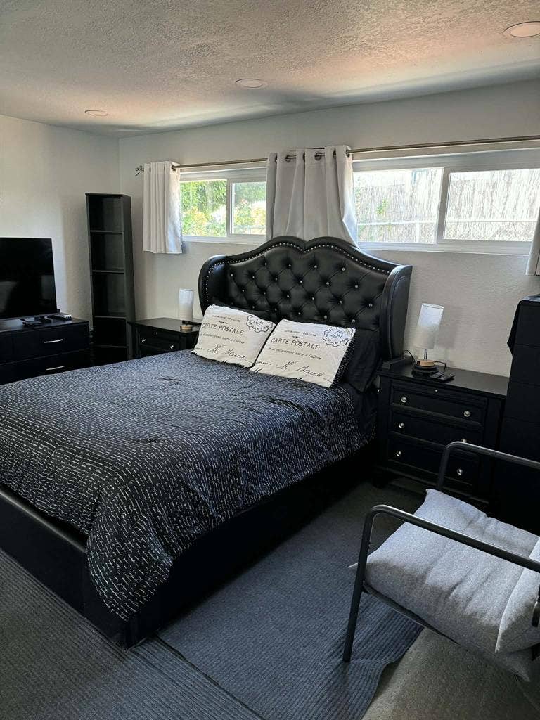 Furnished Room w/ Private Bath