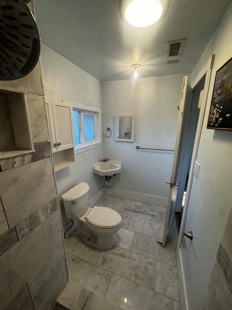 Private rooms for rent in Fallbrook