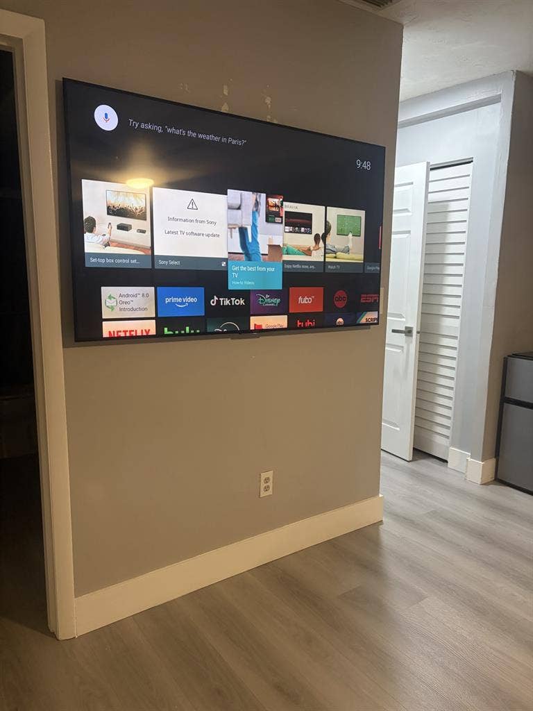 Nice Room in Pembroke Lakes