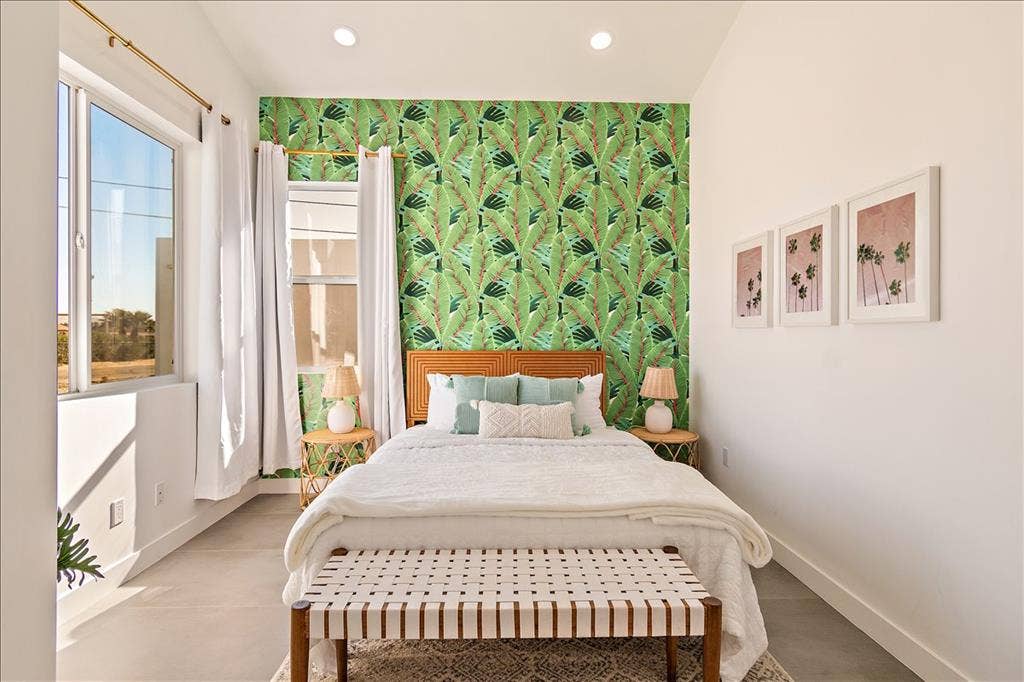 Room for rent with Private Bathroom