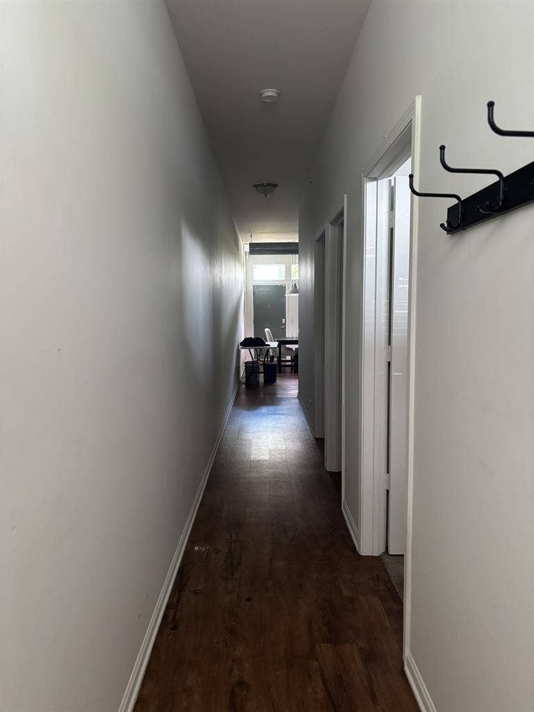 ROOM for RENT 2br/2ba APARTMENT