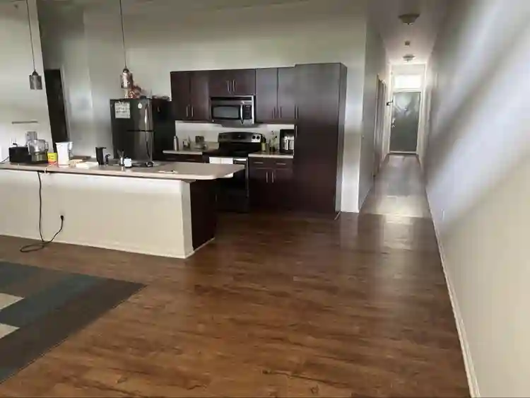 ROOM for RENT 2br/2ba APARTMENT