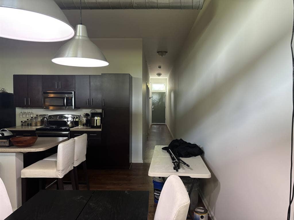 ROOM for RENT 2br/2ba APARTMENT