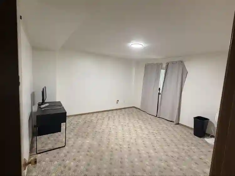 Private room for rent Smokey Point