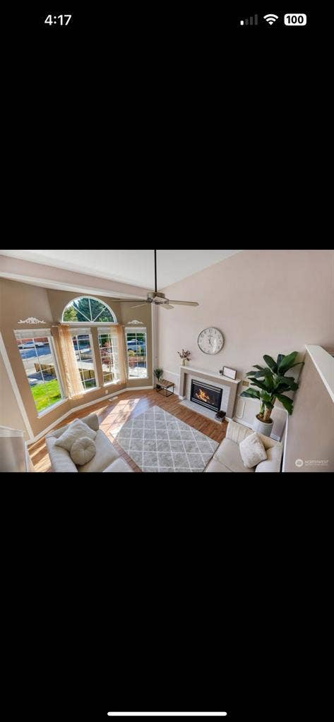 Private room for rent Smokey Point