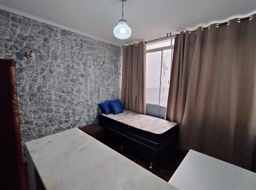 Quarto individual  moradia compa