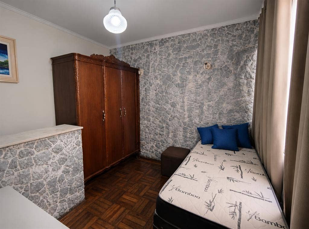 Quarto individual  moradia compa
