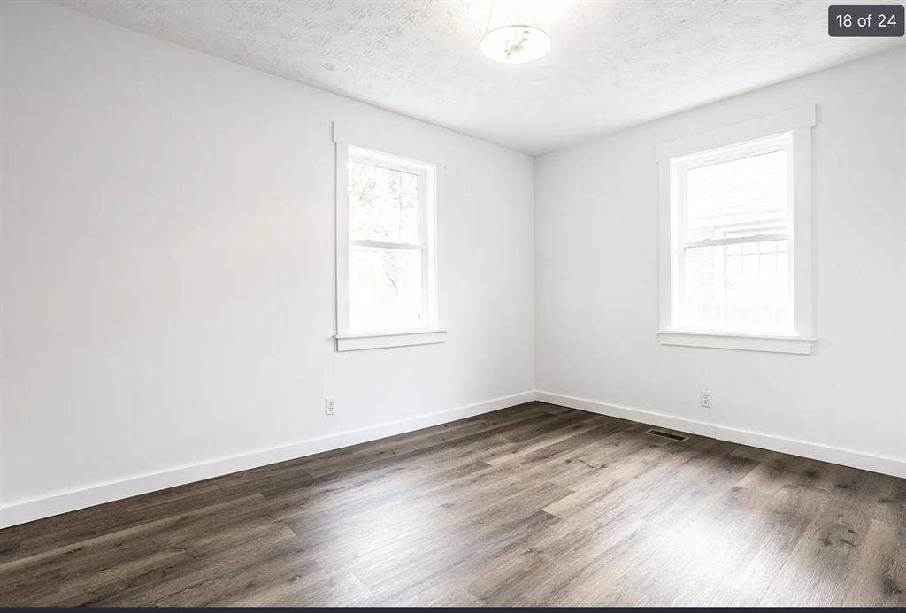 Room Available Now in Indy