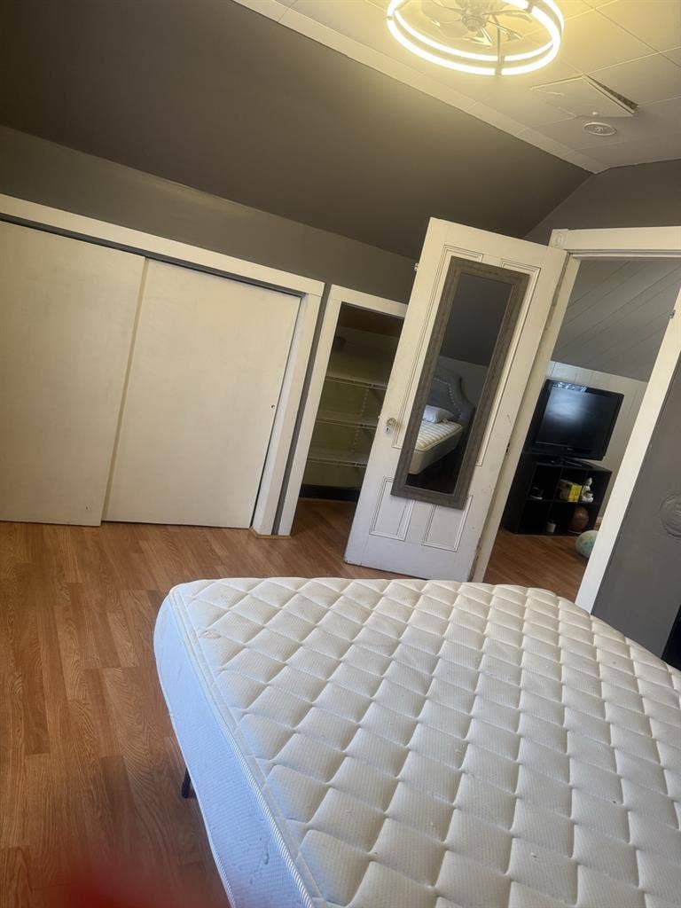 Room for rent