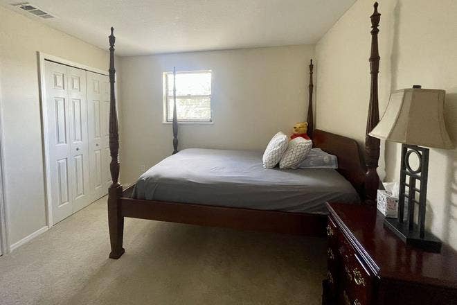 1 Fully Furnished Bedroom Available