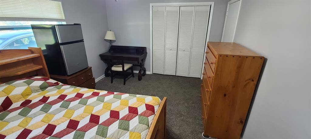 Large Room in Clearwater