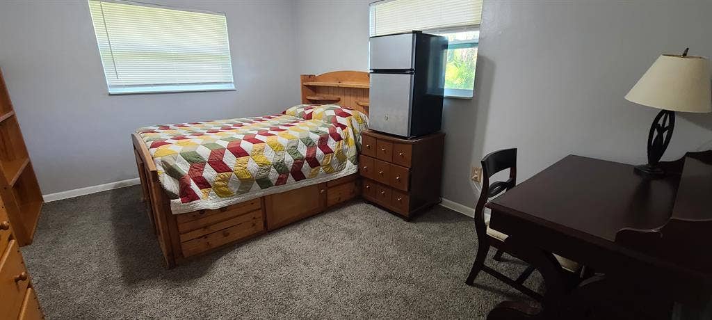 Large Room in Clearwater