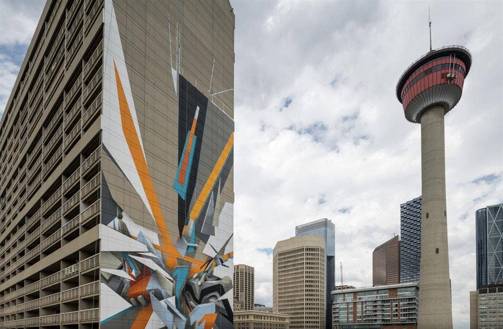 PRIVATE ROOM IN DOWNTOWN CALGARY