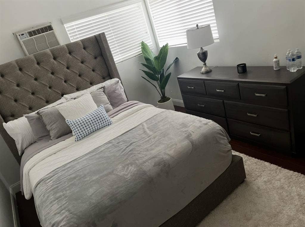 Room for rent!