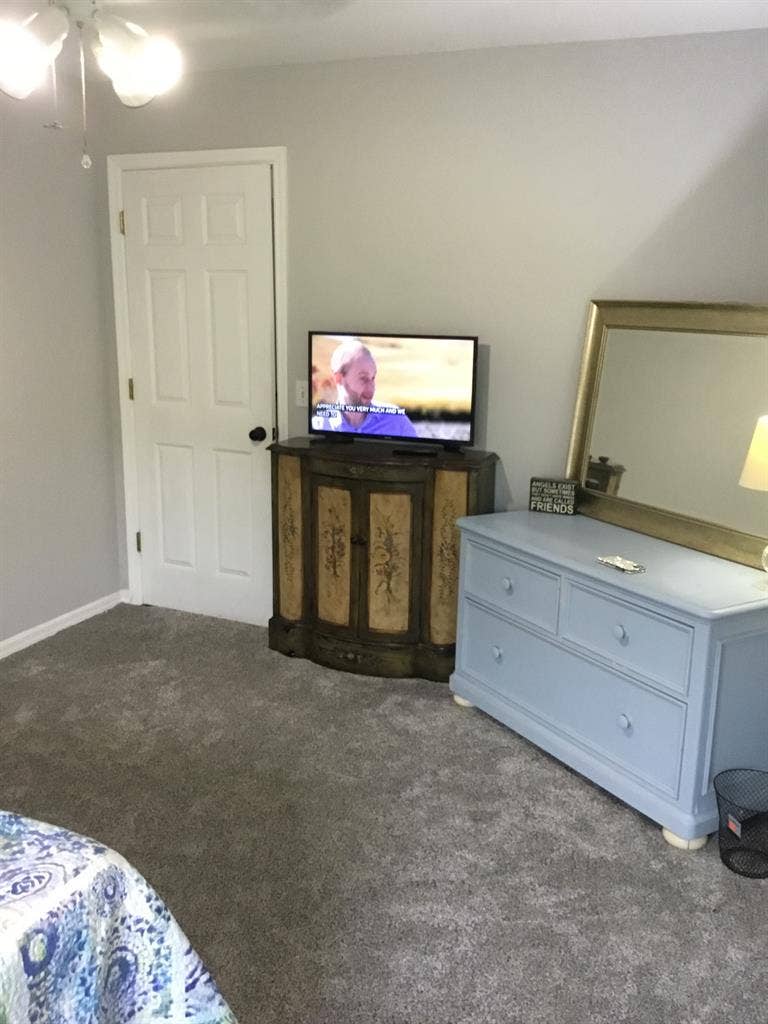Furnished Bedroom/Bath in CapeCoral