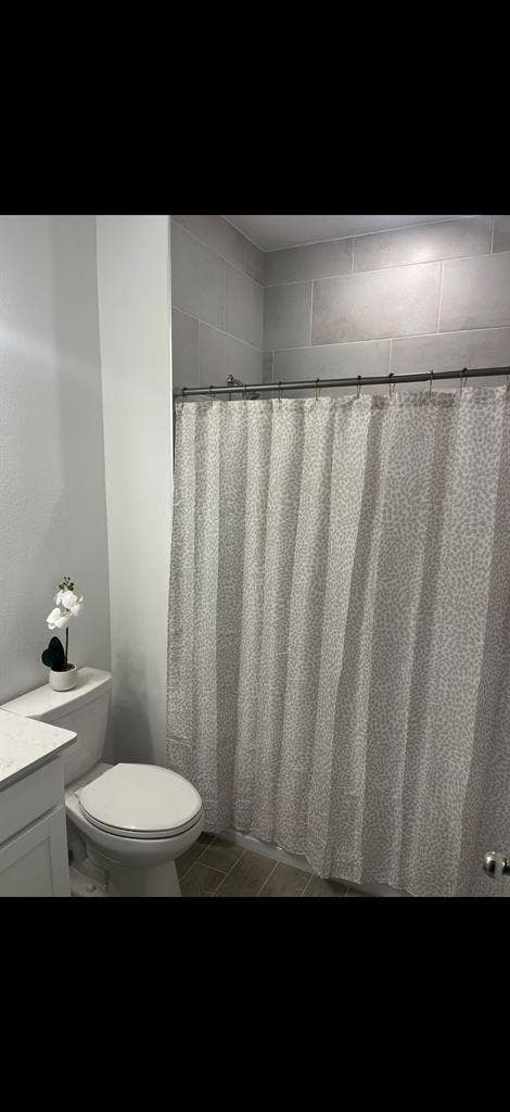 800$ Private Room w/ Private Bath