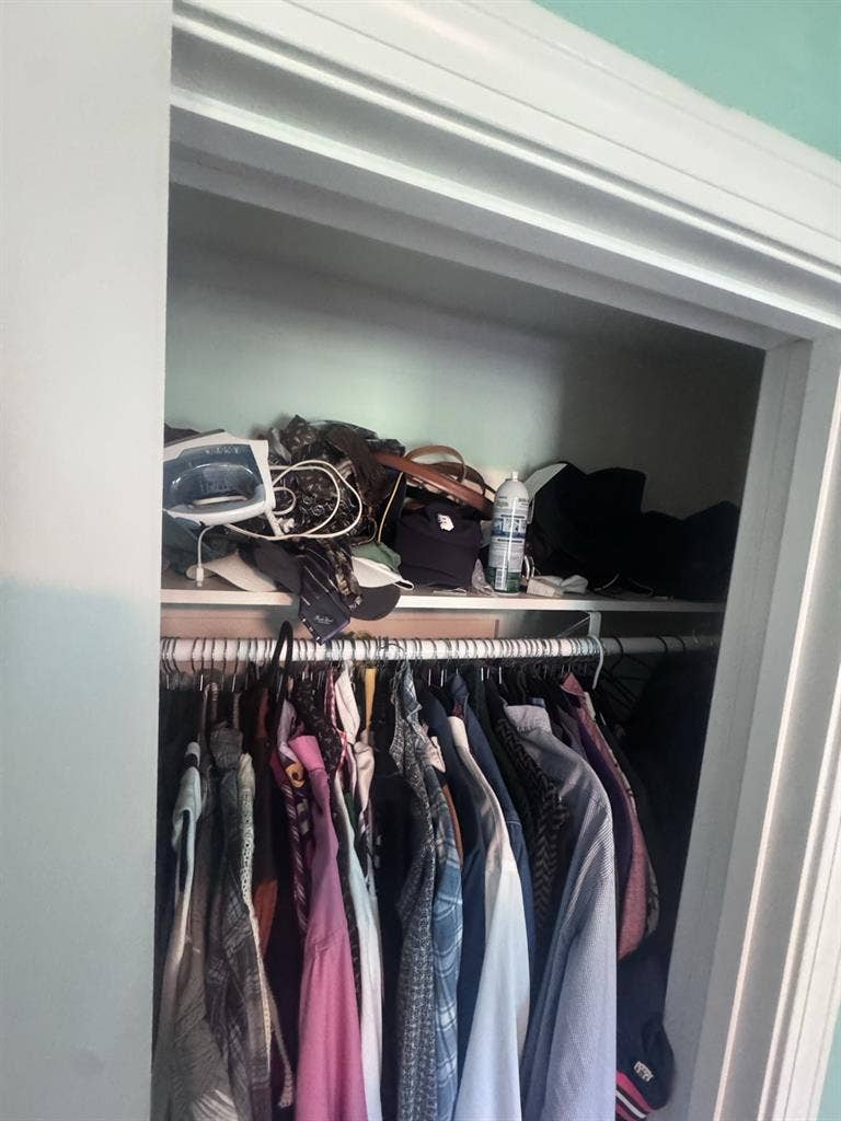 Large bedroom for rent