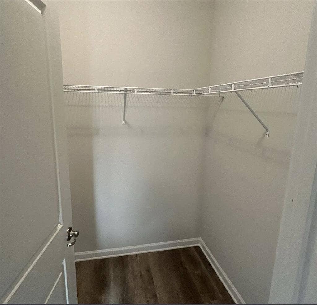 Spacious Private room + Bathroomm