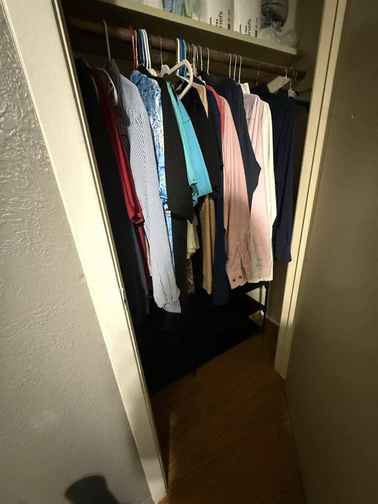 Room for rent in house