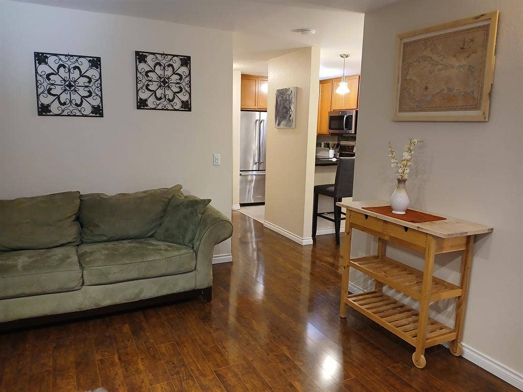 Furnished bedroom (or not).