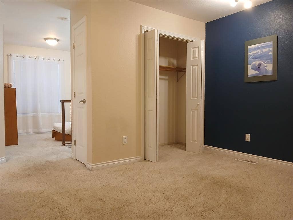 Furnished bedroom (or not).