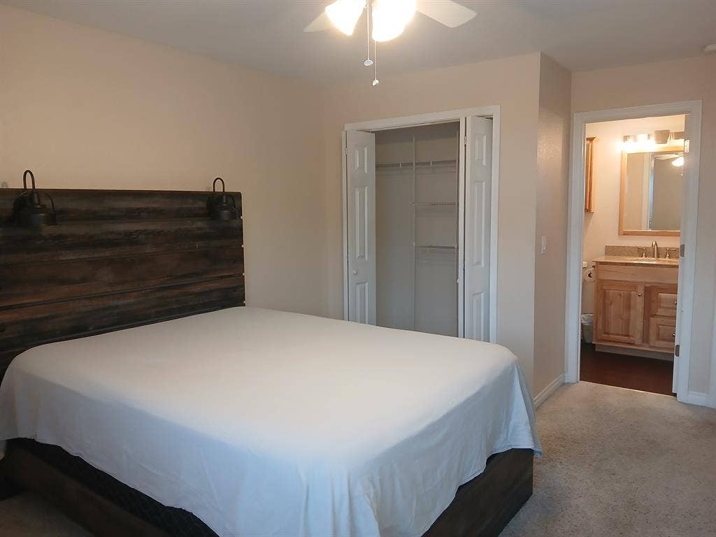 Furnished bedroom (or not).