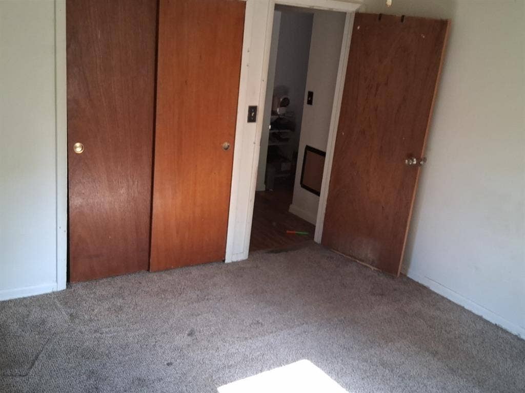 NEED RELIABLE ROOMMATE **ASAP**