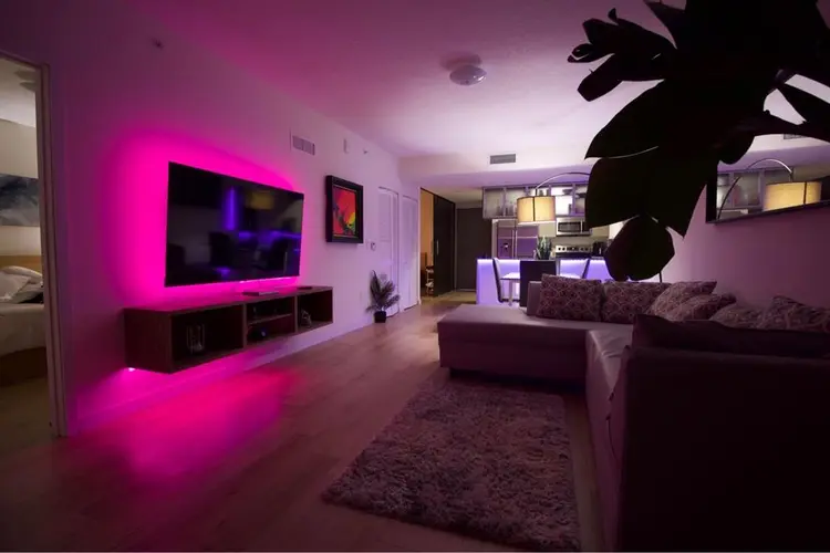 Room in Downtown Miami, NO DEPOSIT