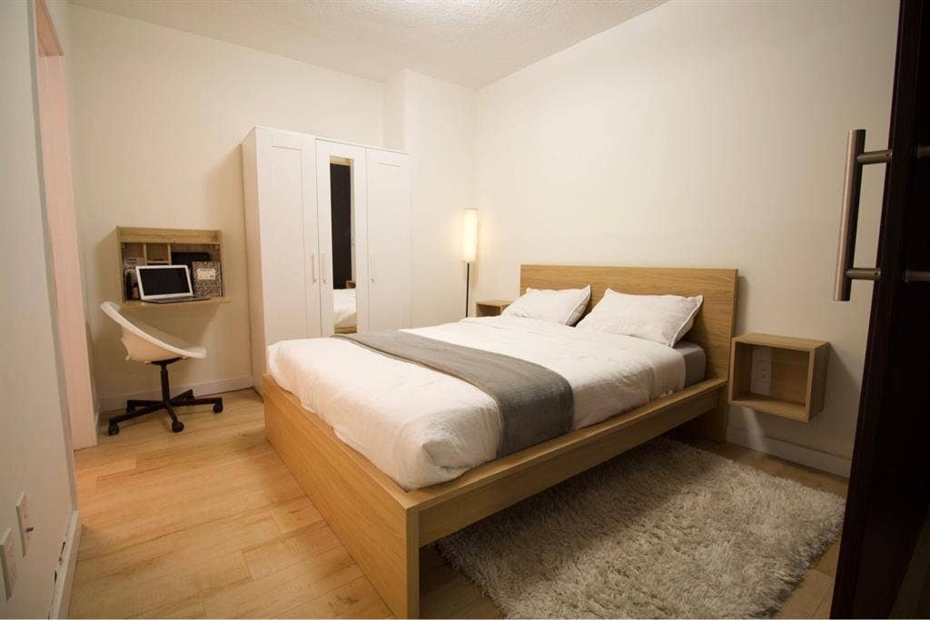 Room in Downtown Miami, NO DEPOSIT