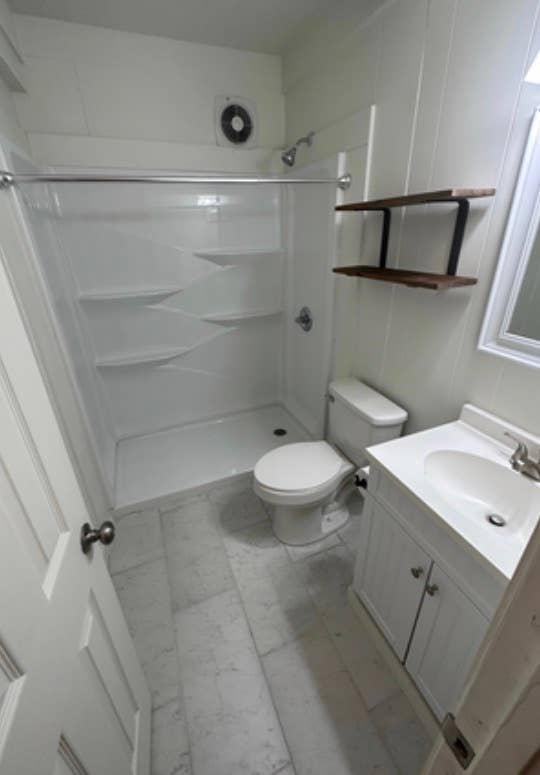 NEED A 3RD FEMALE ROOMMATE