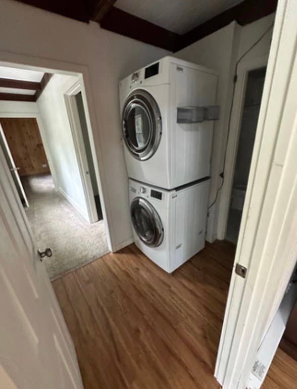 NEED A 3RD FEMALE ROOMMATE