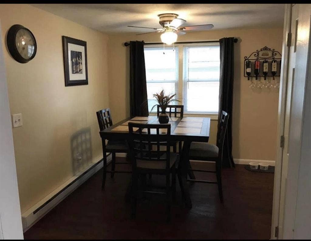 Looking for a roommate