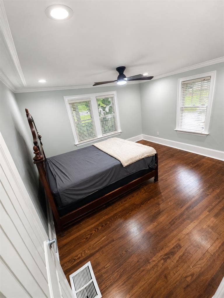 ROOM FOR RENT UTILITIES INCLUDED