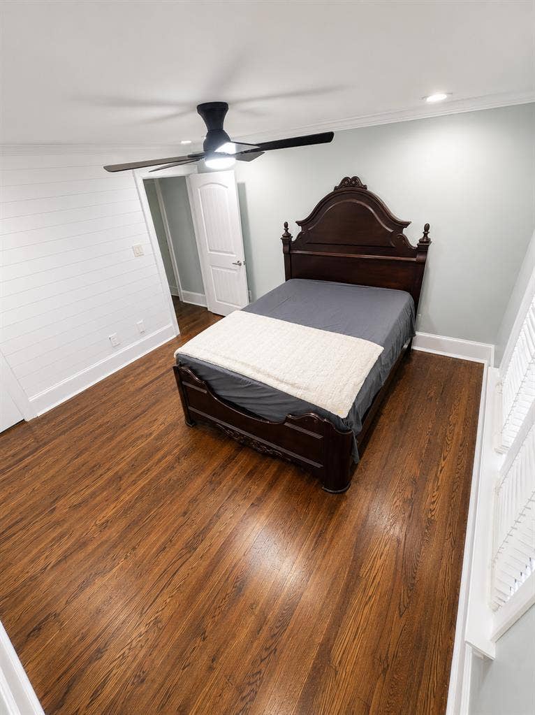 ROOM FOR RENT UTILITIES INCLUDED