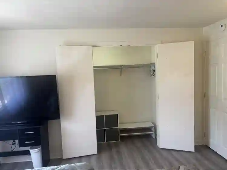 Looking for a roomie to share upsc