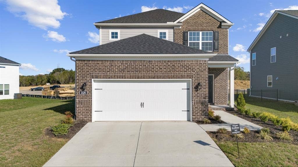 ModernBeautiful single family home!