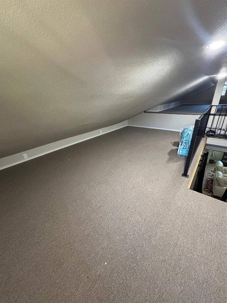 Room for rent in Auburn area!
