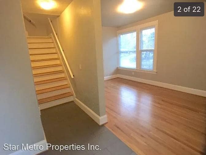 1 room for $800 in a town house