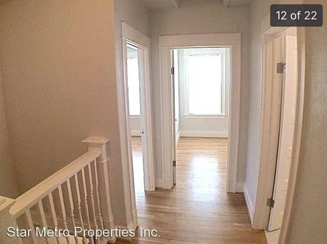 1 room for $800 in a town house