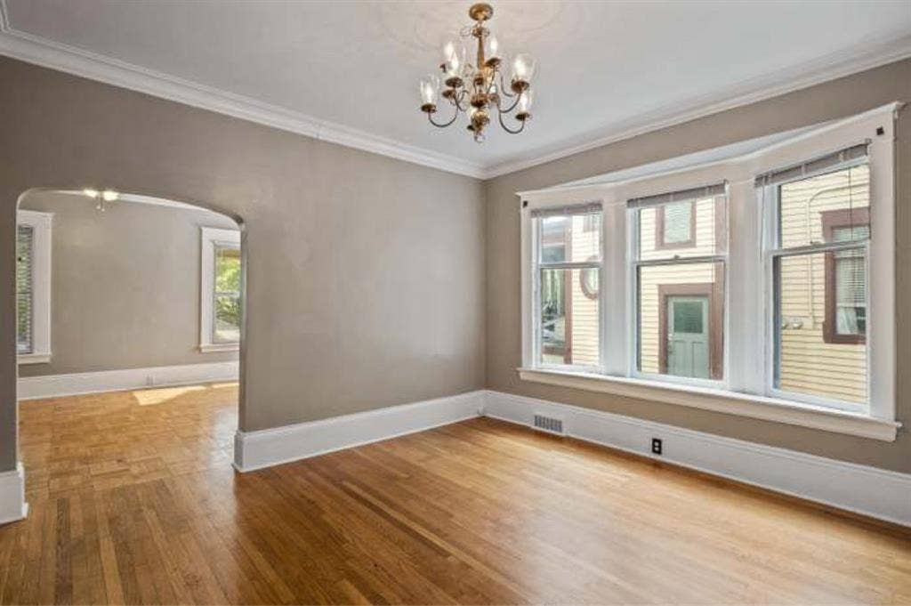 Room for rent 420/pet friendly